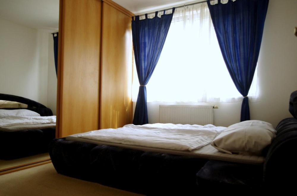 Apartment Golden Прага Екстер'єр фото
